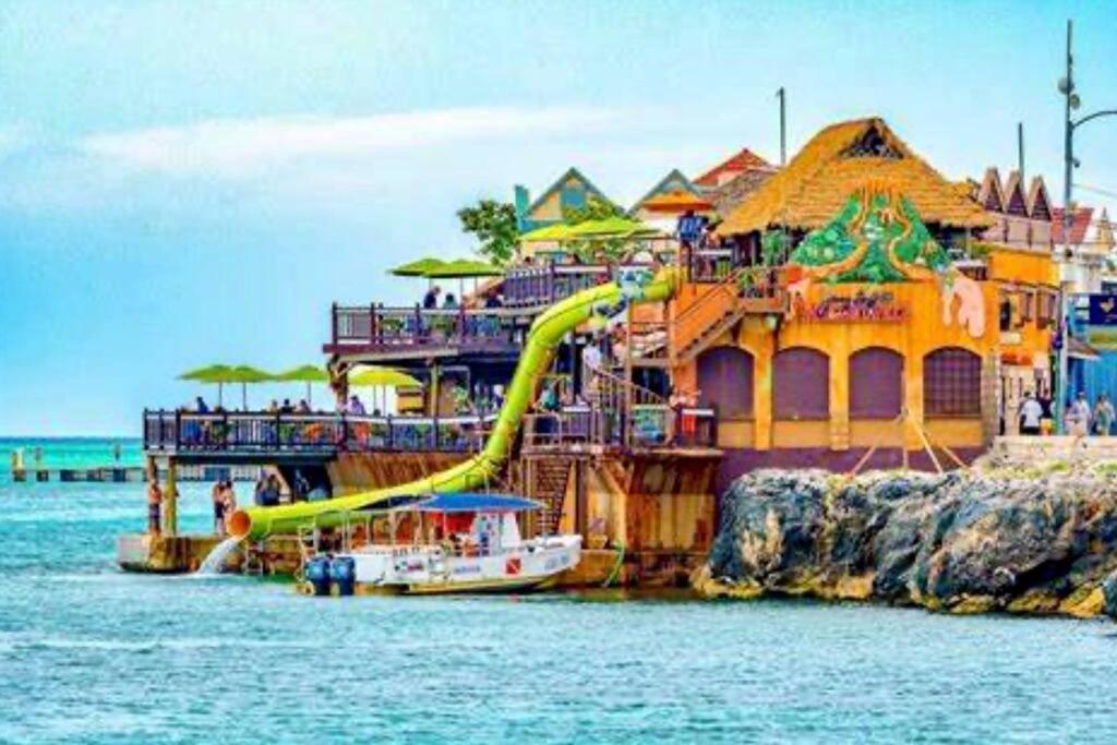 Villa La Rosa With Spectacular View Of Ocho Rios Exterior foto